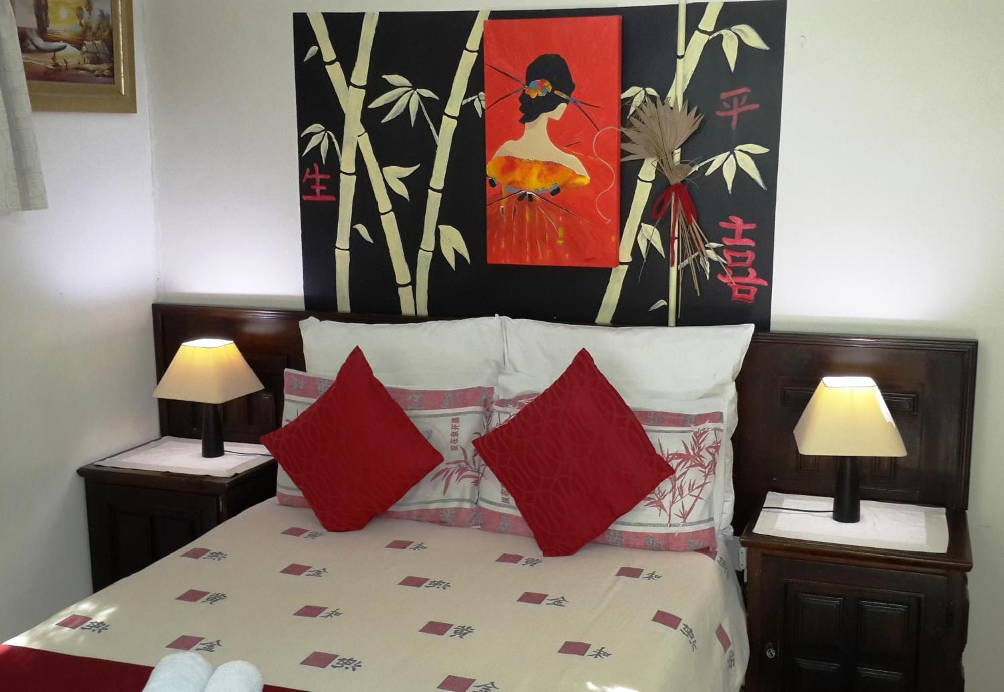 Hoylake Inn Ист-Лондон Экстерьер фото